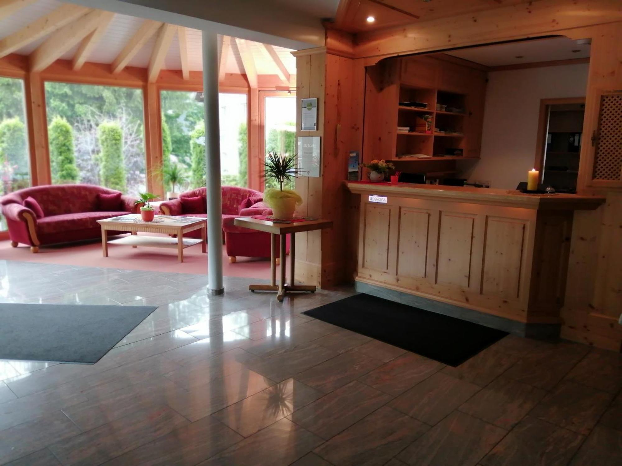 Hotel Am Kurpark Тодтмос Екстер'єр фото