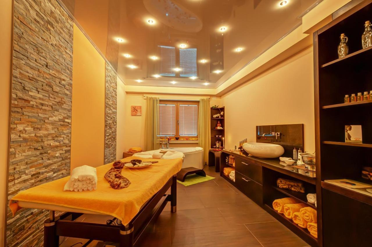 Hotel Am Kurpark Тодтмос Екстер'єр фото